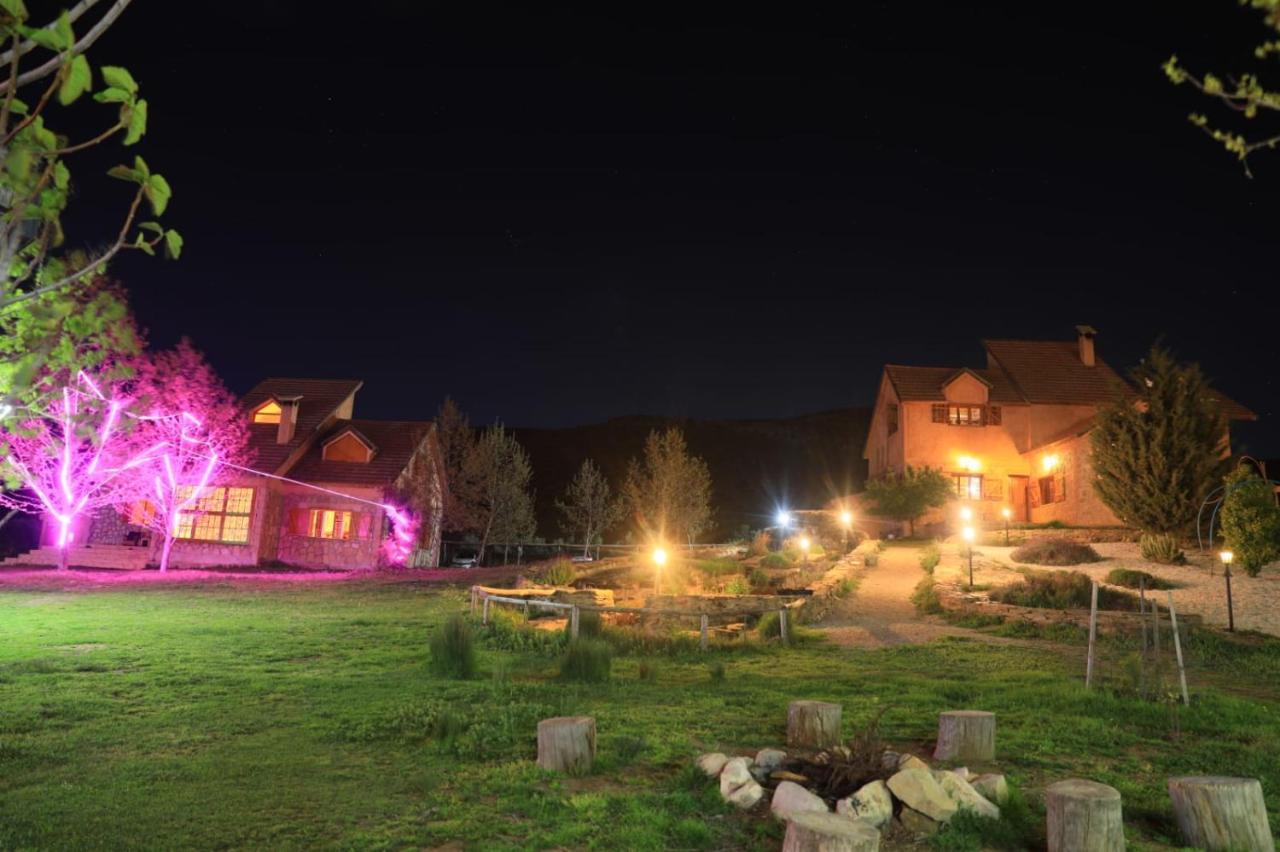 Ferme D’hôte La Vallée Azrou Extérieur photo