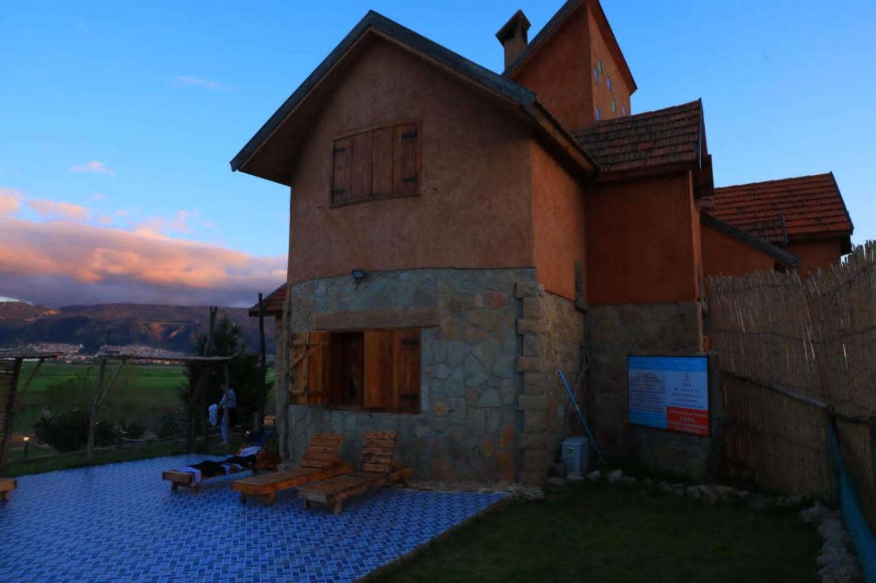 Ferme D’hôte La Vallée Azrou Extérieur photo