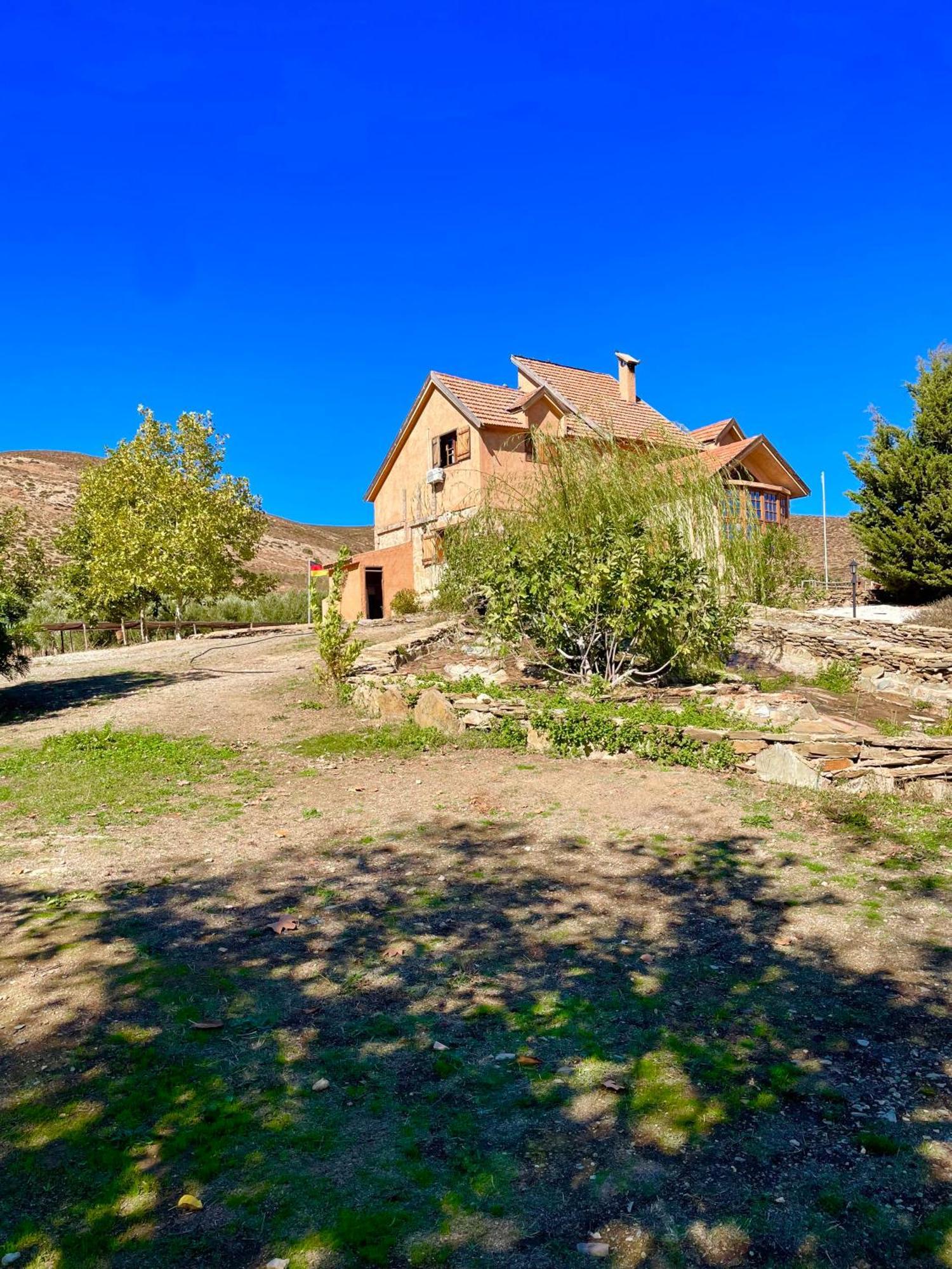 Ferme D’hôte La Vallée Azrou Extérieur photo