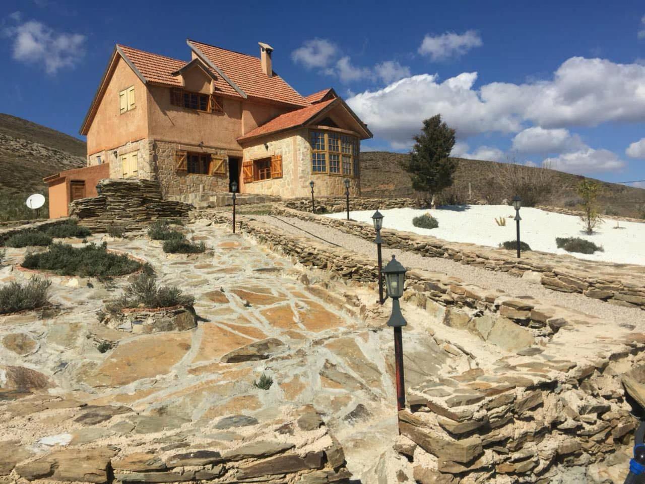 Ferme D’hôte La Vallée Azrou Extérieur photo